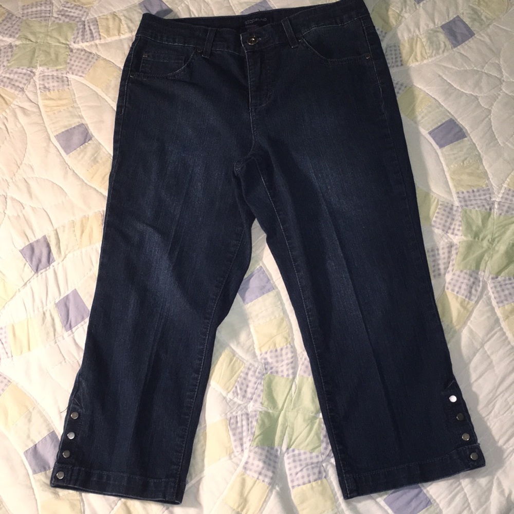 Bandolino Mandie Capri jeans